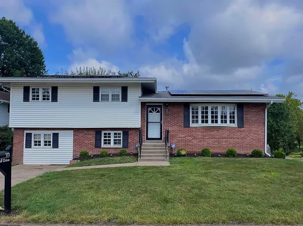 111 Golf Dr, Fairmont, WV 26554