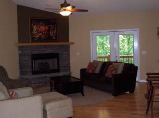 200 Creekwood Ln, Demorest, GA 30535