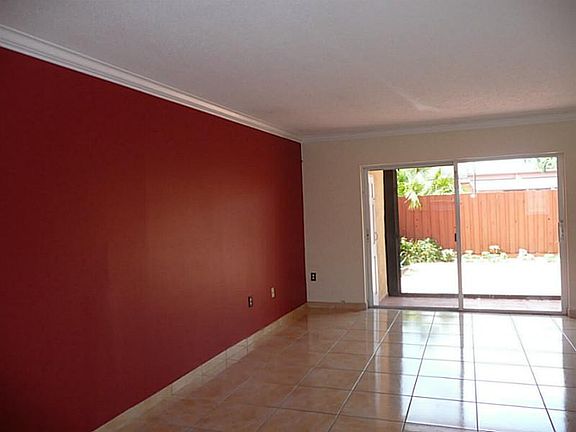 2nd image of 420 NW 114th Ave Unit 102