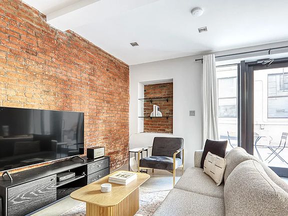 3rd image of 228 E 25th St #5B