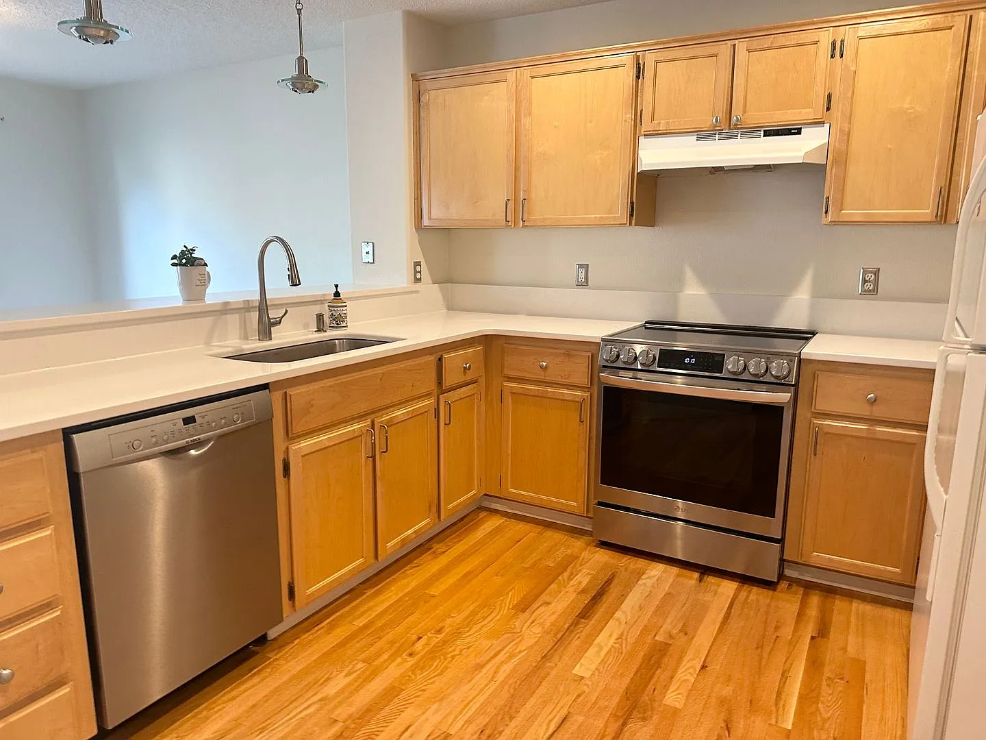 3 Bedroom Bethany Home!! — Photo 3