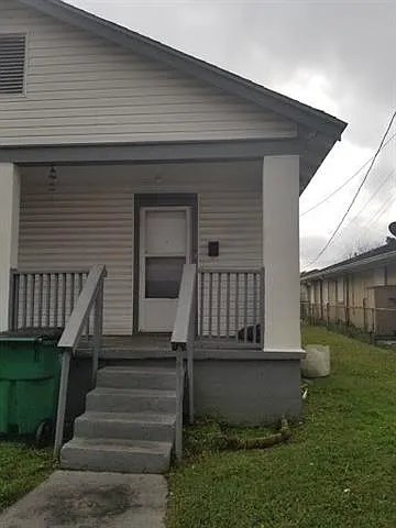 1 bed, 1.0 bath, 600 sqft, $950 — Photo 2