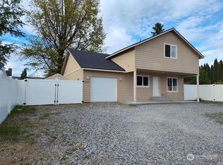 2531 Pioneer Ln, East Wenatchee, WA