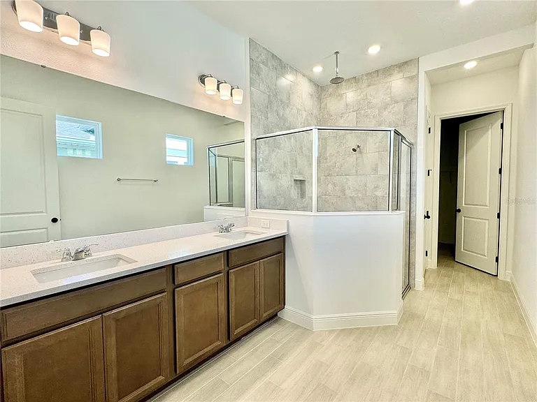9726 Neruda St — Photo 35