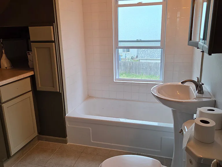 1914 Treadway Ave — Photo 5