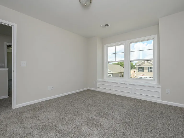 105 Bruinen Dr — Photo 29