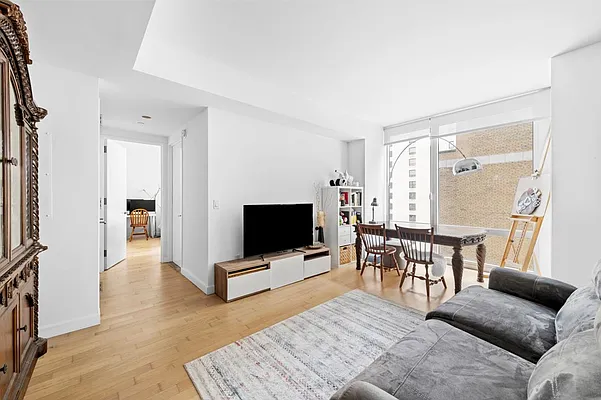 Rented by Corcoran | media 8