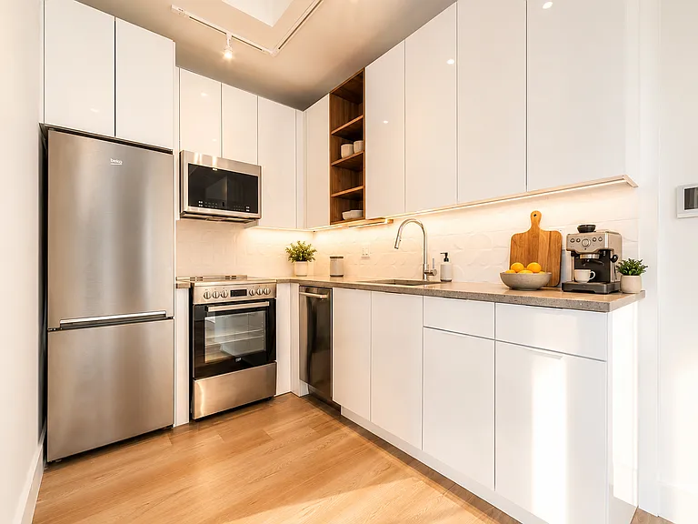 1407 Flatbush Ave #409 — Photo 3