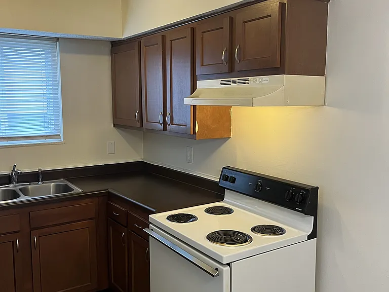 315 Ethel Ave #1 — Photo 7