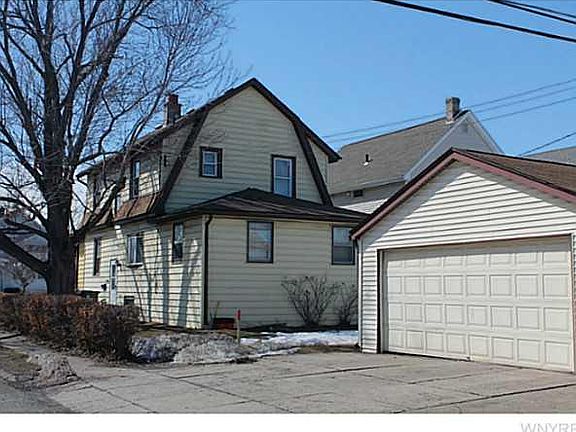 3rd image of 75 Marjorie Dr