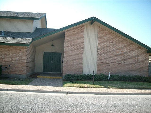 1st image of 6915 Weiss Dr