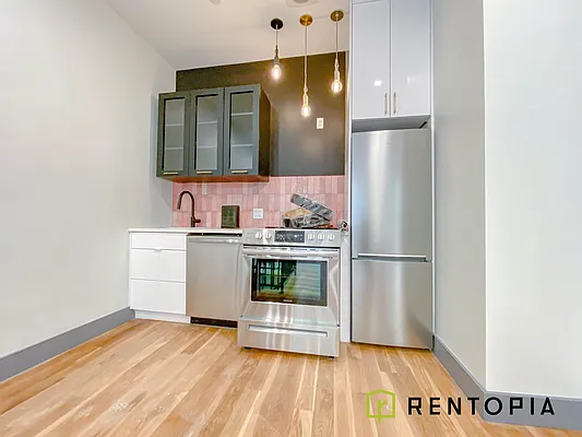Rented by Rentopia | media 9
