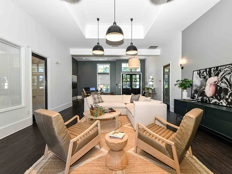 Avana Ridenour — Photo 9