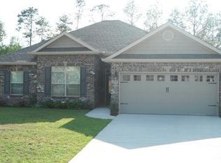12113 Poplar Dr, Ocean Springs, MS 39564