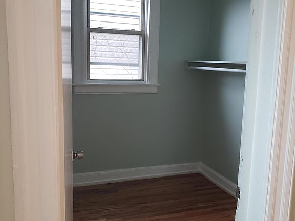 2nd image of 15 New St #2R
