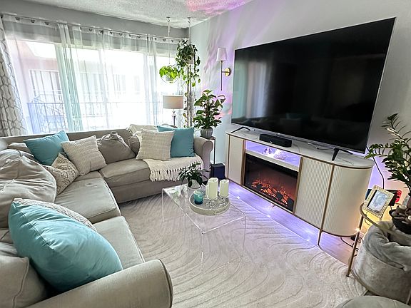 2nd image of 1139 Ocean Blvd