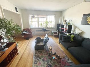25-18 Hoyt Ave S #2, Astoria, NY 11102