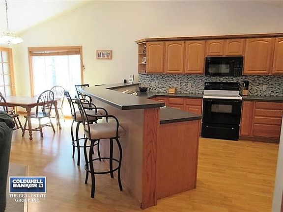 3rd image of 1850 Ashford Dr