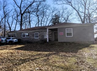 1335 Knollwood Ave, Kalamazoo, MI 49006