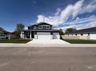 5872 W Sprig Dr, Meridian, ID 83646