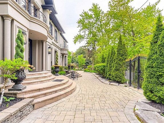 3rd image of 1540 Mississauga Rd