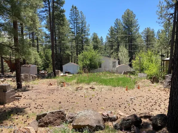 17155 S Iron Springs Rd, Munds Park, AZ 86017
