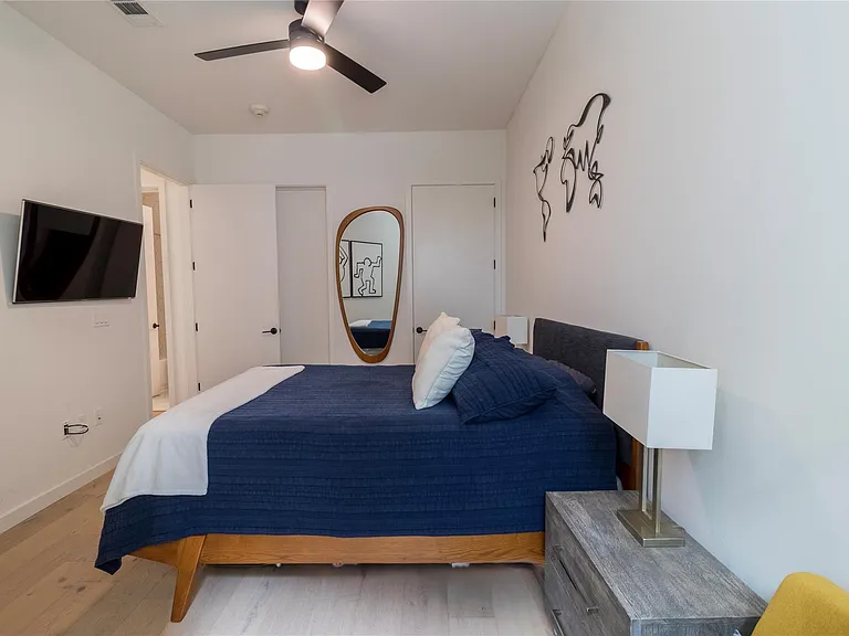 800 Embassy Dr #115 — Photo 11