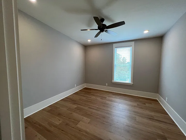 4148 N Swann St — Photo 7