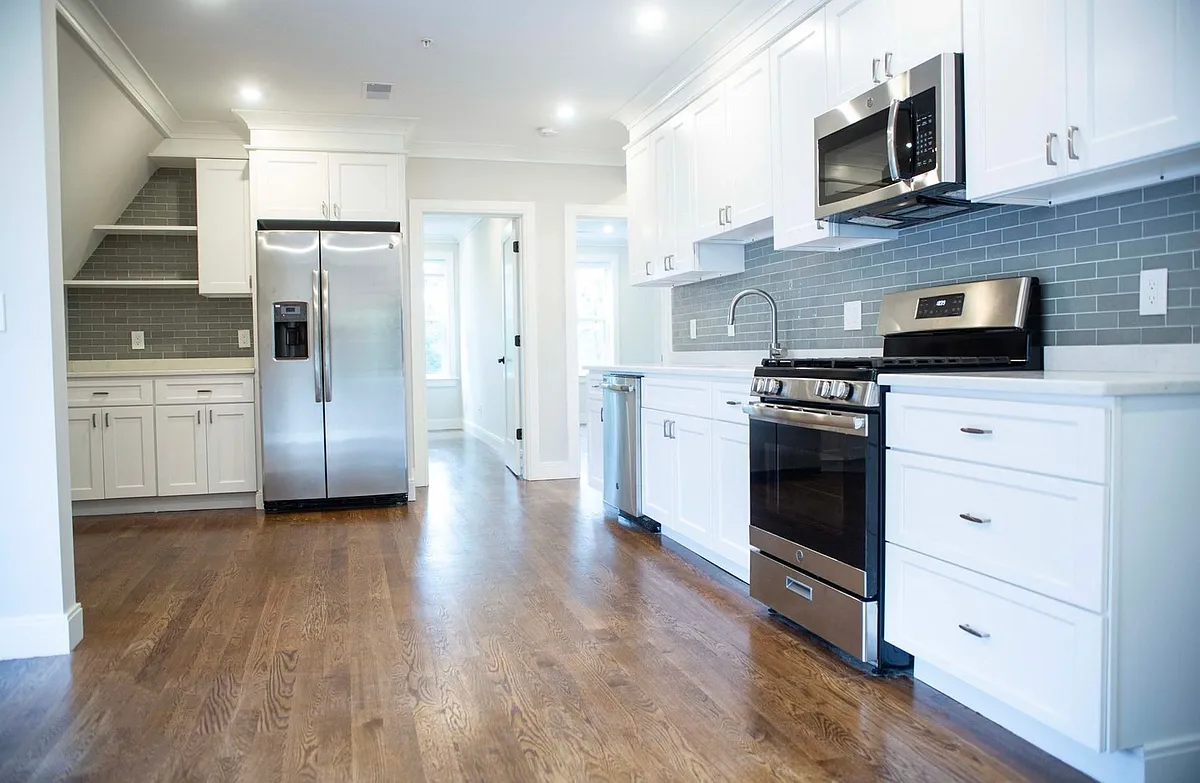 Building Photo - 53 Quint Ave #4A
