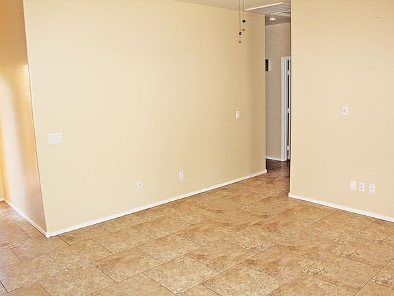 4th image of 7050 W Cesar St