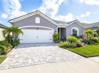 13207 Orca Sound Dr, Riverview, FL 33579