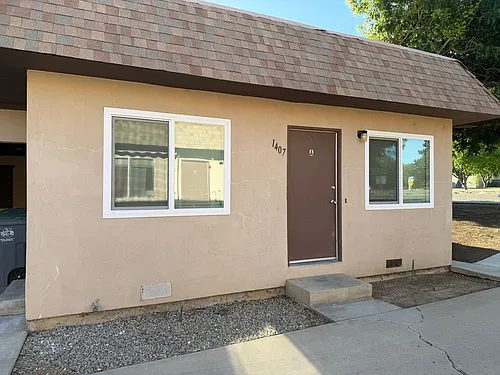 1407 South Ave #A Photo 1