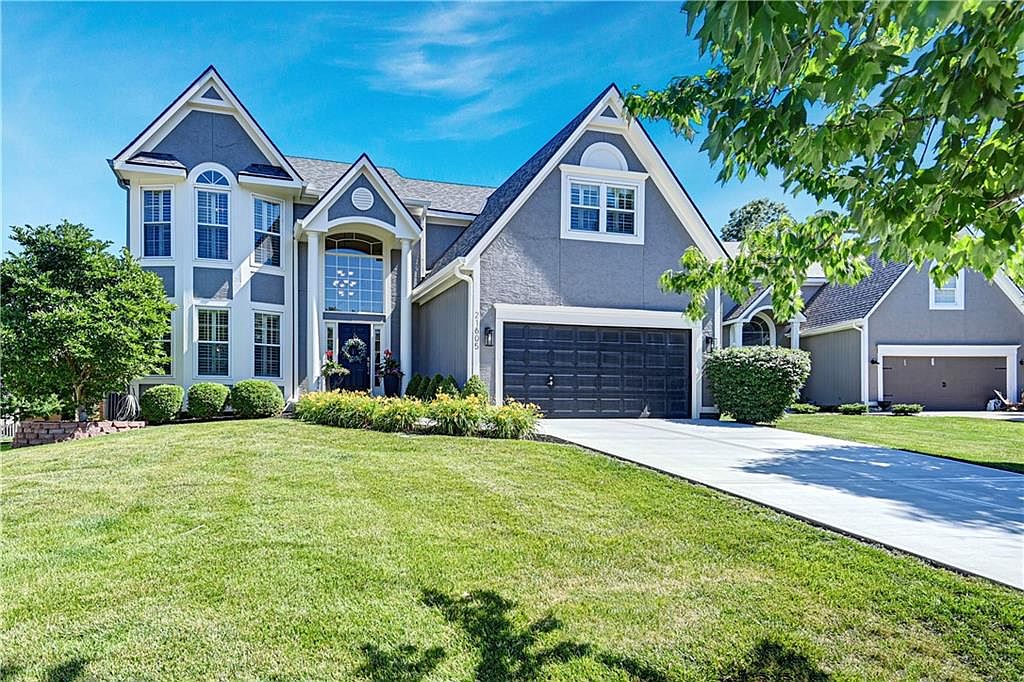 21605 W 97th Ter, Lenexa, KS 66220 | Zillow