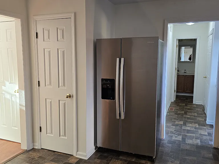 6828 Collinswood Dr — Photo 32