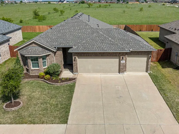 1822 Millbrae Rd, Cleburne, TX 76033