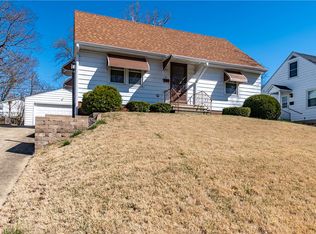 81 Phillips Dr, Decatur, IL 62521