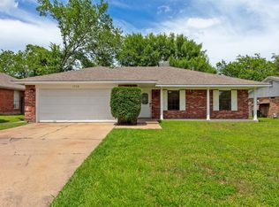 1713 Laura Ln, College Station, TX 77840