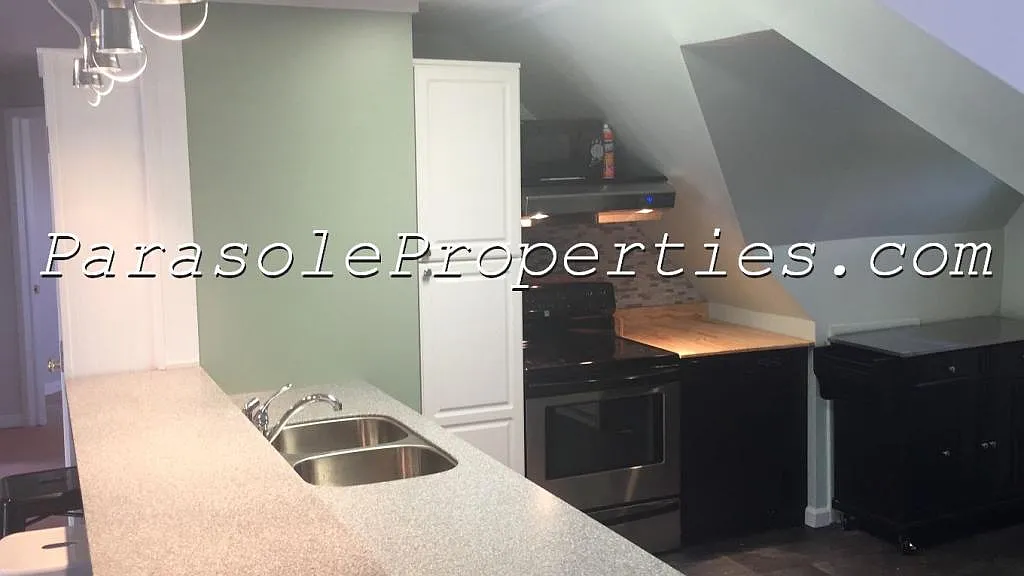 704 Cooney St Apt D — Photo 1
