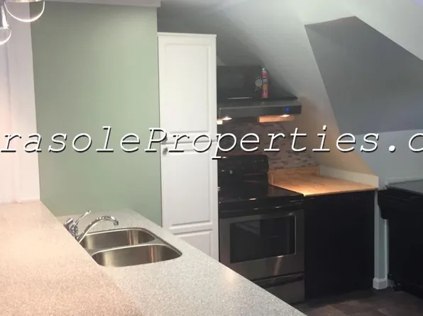 704 Cooney St APT D, Dunmore, PA 18512