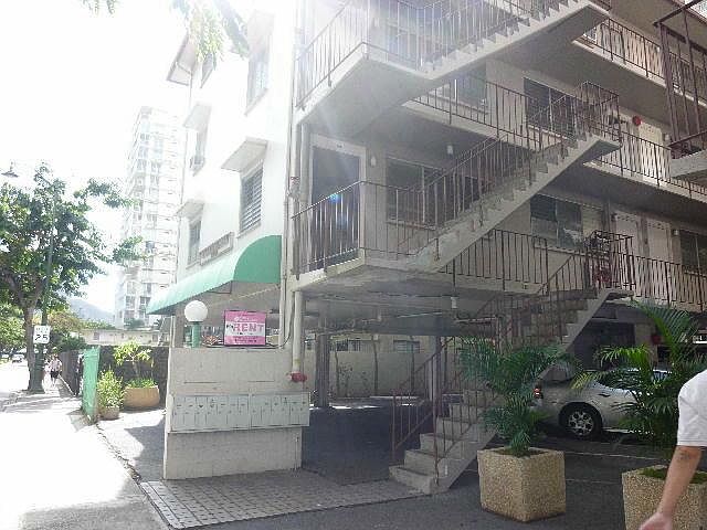 2nd image of 2541 Kuhio Ave APT 4C