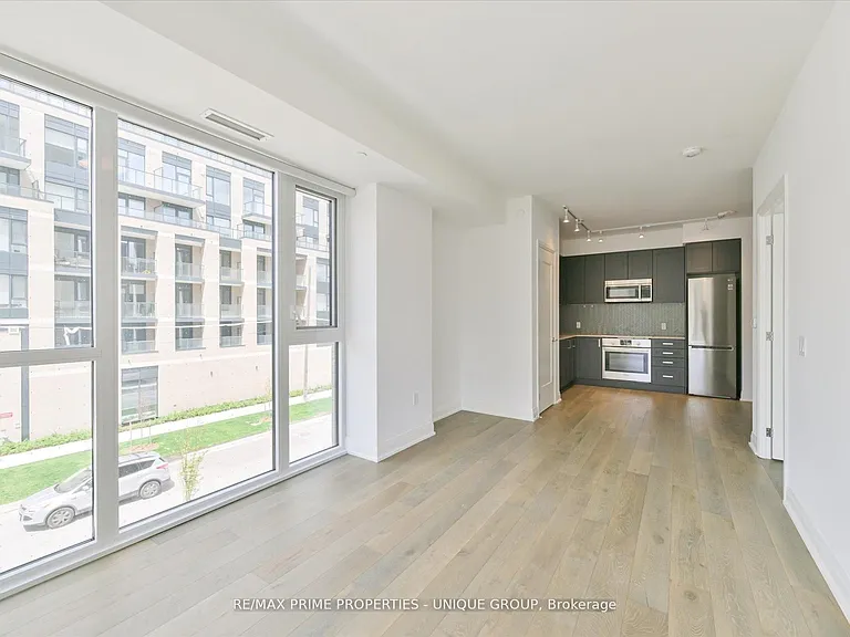 293 The Kingsway #322 — Photo 16