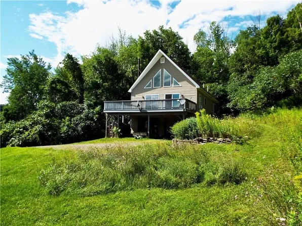 3841 County Highway 33, Cherry Valley, NY 13320