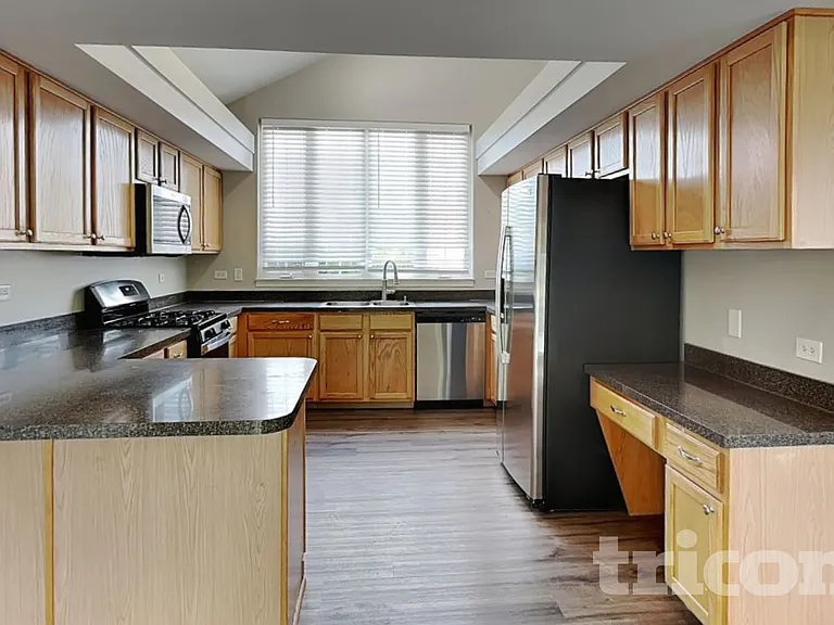 2302 Timber Trl — Photo 5
