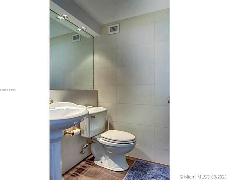 2nd image of 5601 Collins Ave APT 810