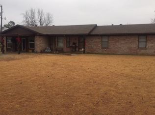 42701 Stout Dr, Tecumseh, OK 74873
