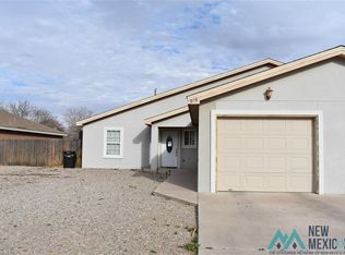 909 S Wyoming Ave, Roswell, NM 88203