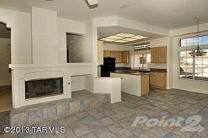 Family Room - Breakfast Area - Kitchen