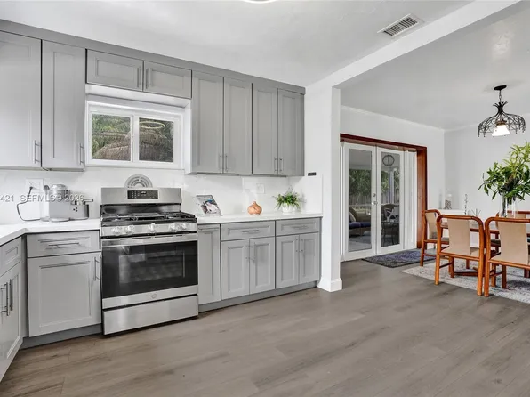 9021 SW 197th St, Cutler Bay, FL 33157