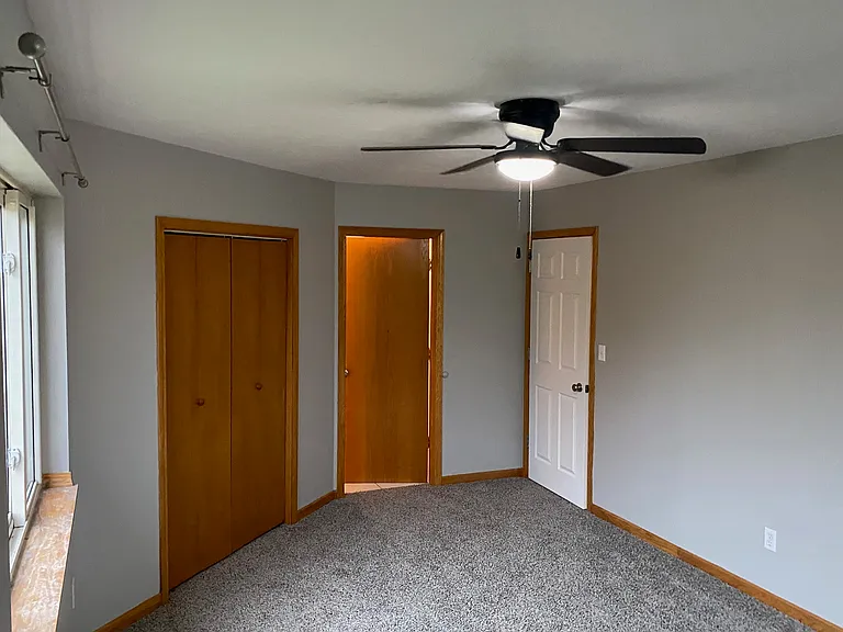 209 Stafford Ave — Photo 6