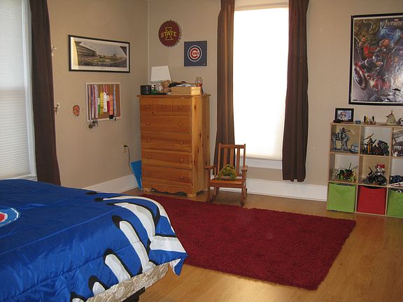 Upstairs Bedroom 1